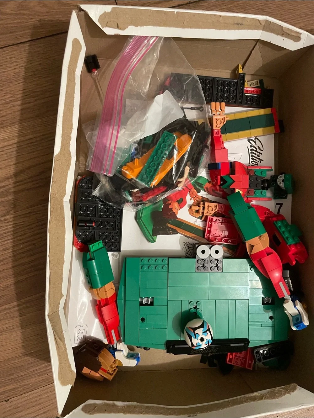 LEGO Soccer Acrobat Set in Green, Red, Yellow, White, Blue